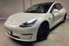 Tesla Model 3 Performance